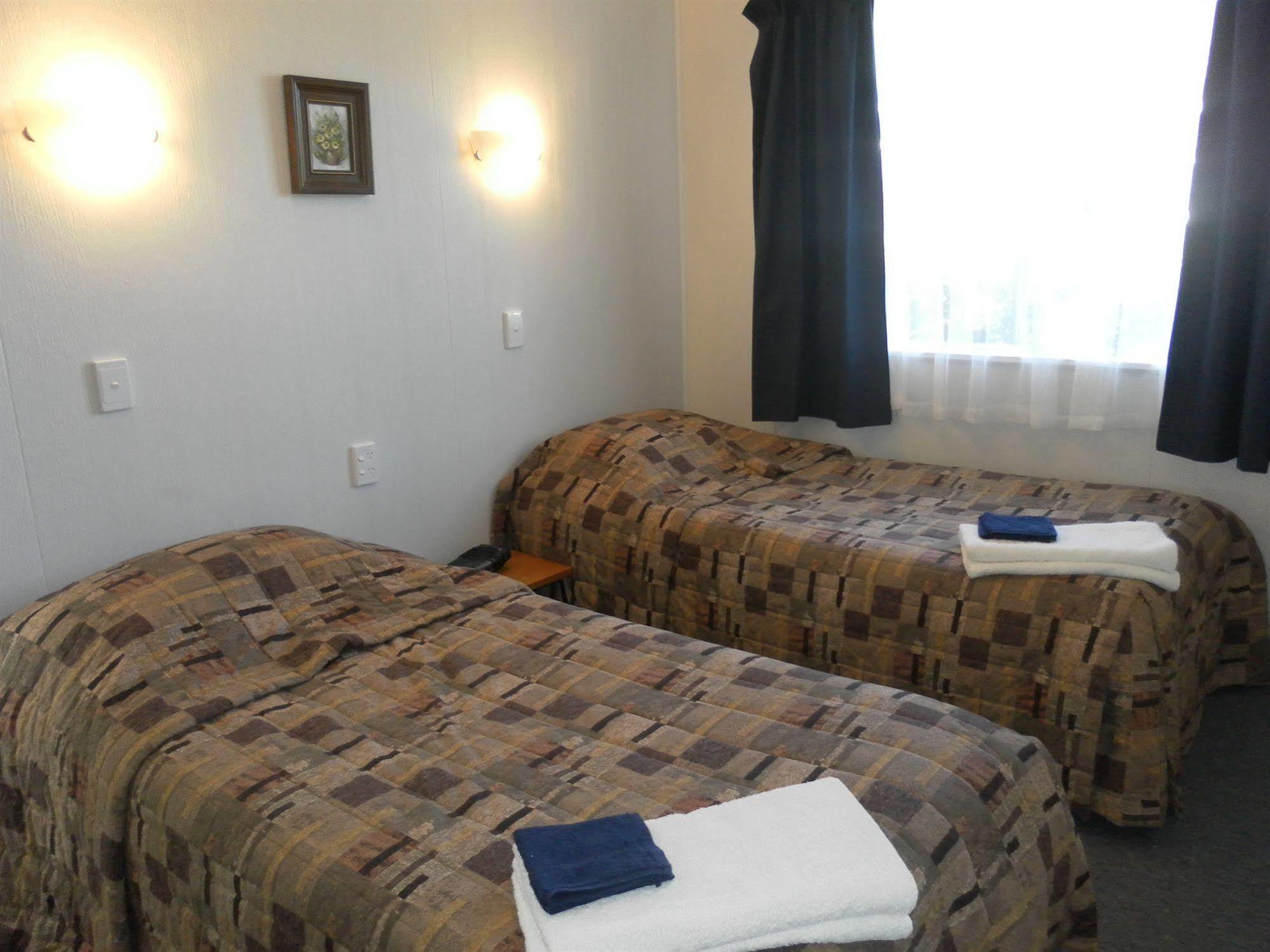 بِكتون Beachside Sunnyvale Motel المظهر الخارجي الصورة