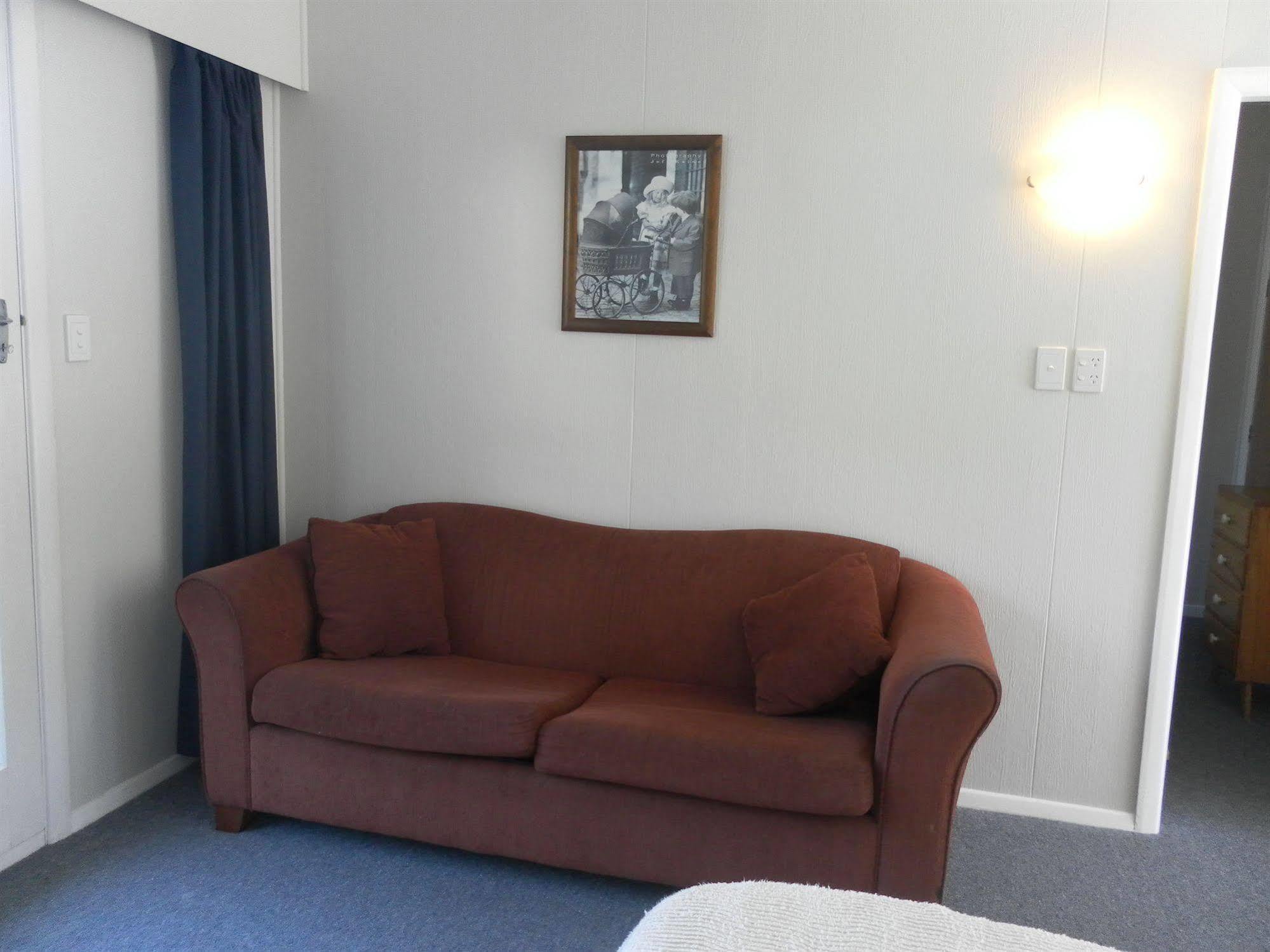 بِكتون Beachside Sunnyvale Motel المظهر الخارجي الصورة